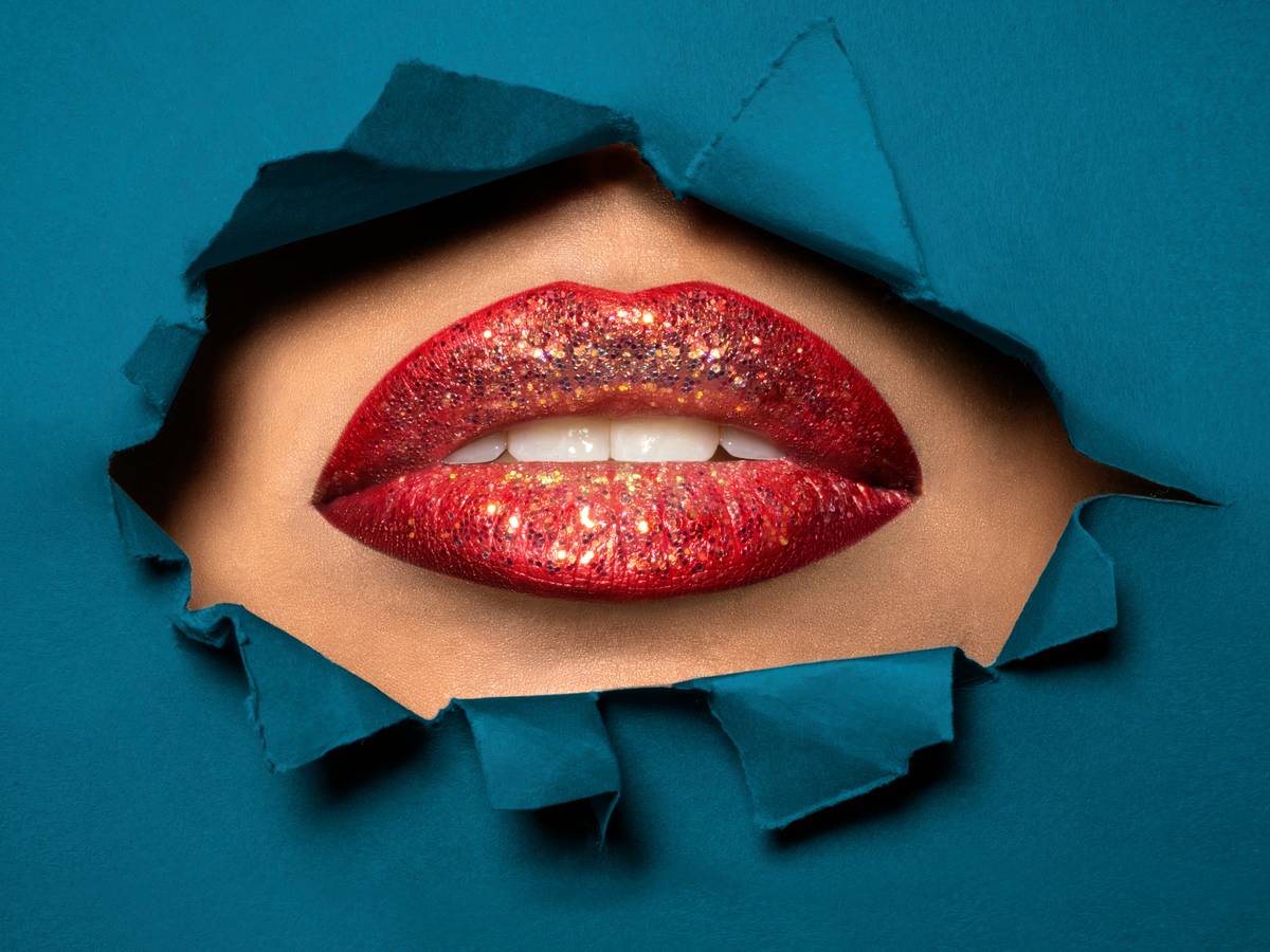 A vibrant example of avant-garde lip art illustrating its impact on creative self-expression.