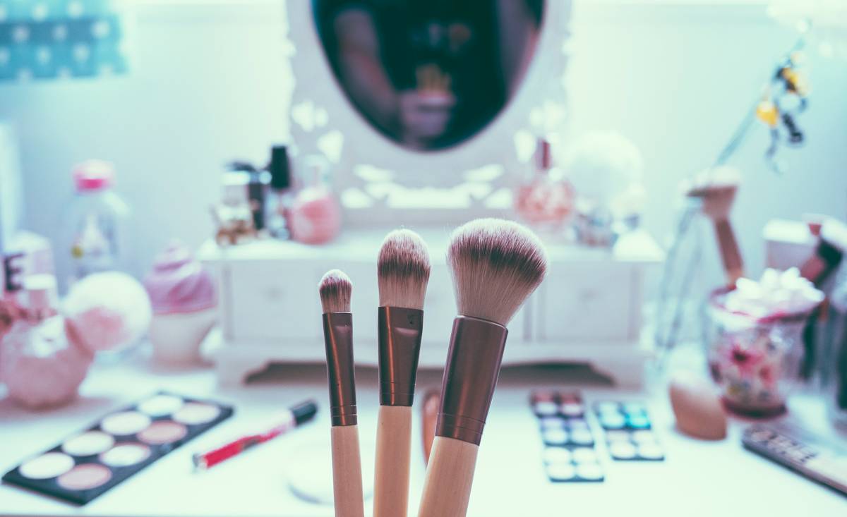 Makeup Pros Tips and Tricks: Insider Secrets for Flawless Artistry