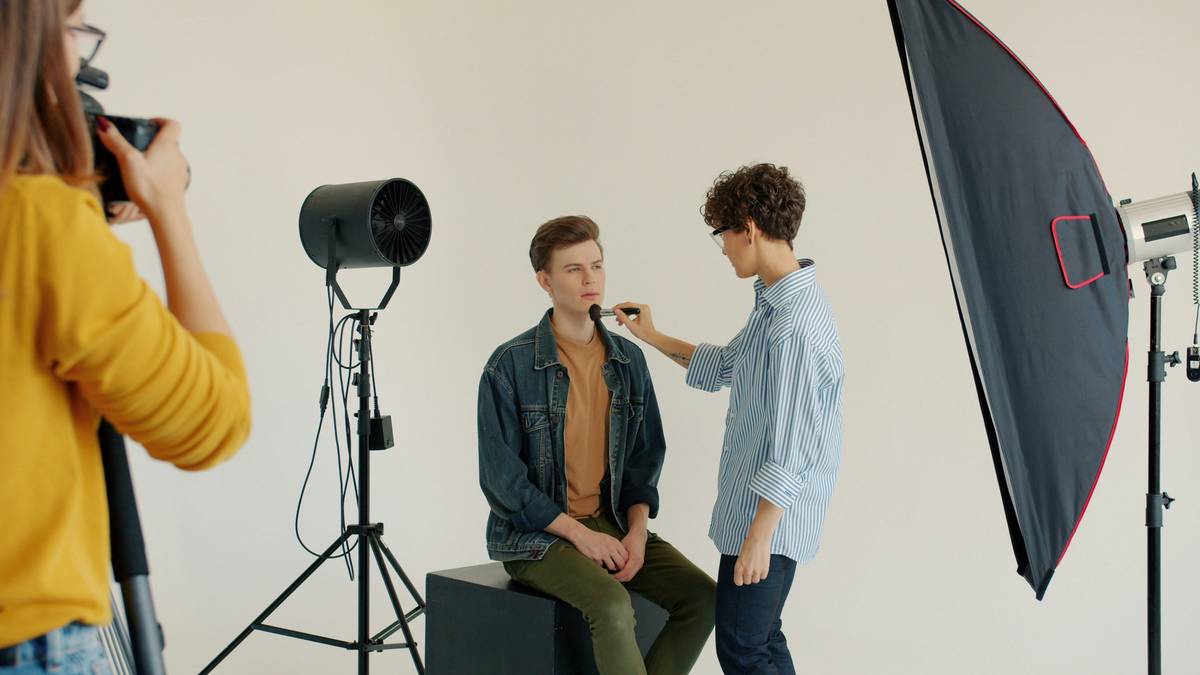 A photo setup demonstrating proper lighting conditions for makeup photography
